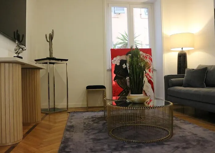 Trevi Fountain Luxury Flat *