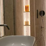 Trevi Fountain Luxury Flat
